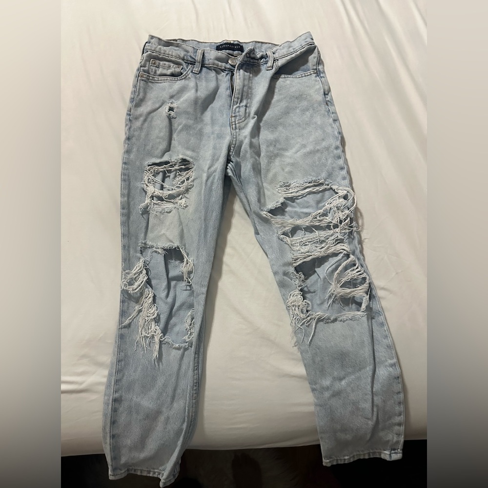 AERO MOM JEANS
